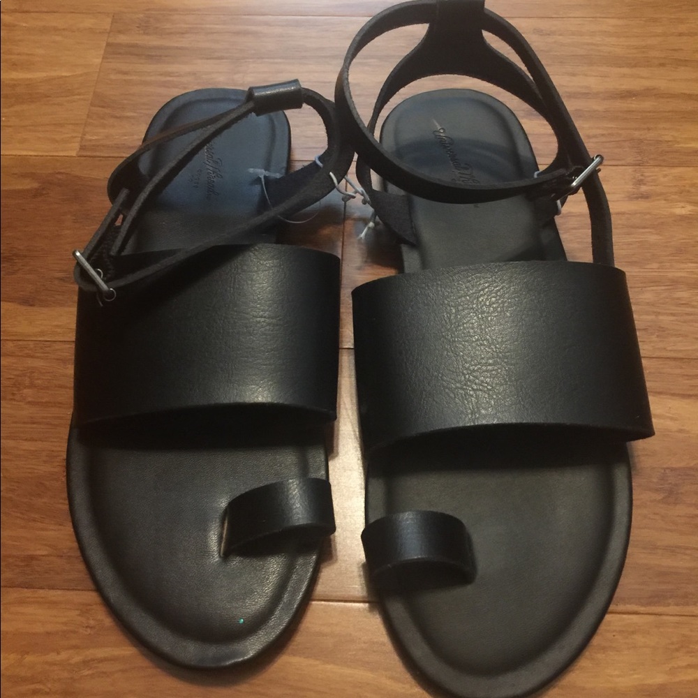 Universal Thread Kenya Ankle Strap Sandals